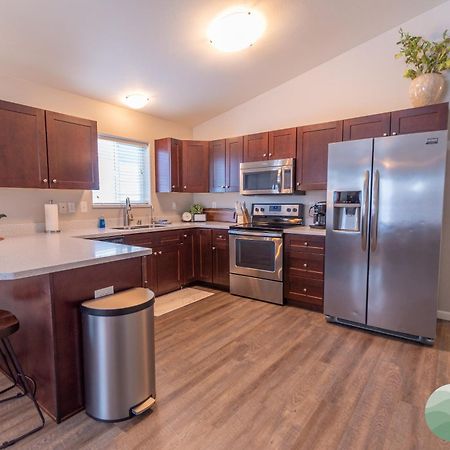 Susitna Suites Wasilla Bagian luar foto