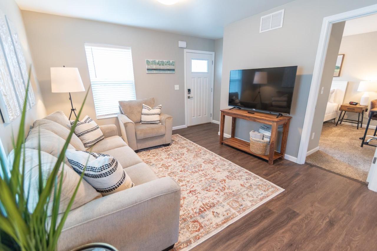 Susitna Suites Wasilla Bagian luar foto