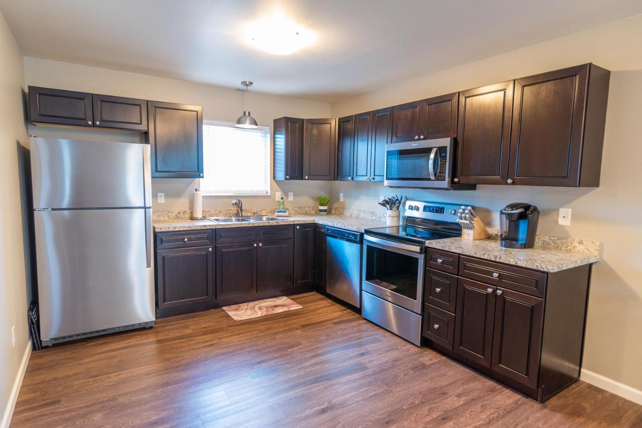 Susitna Suites Wasilla Bagian luar foto