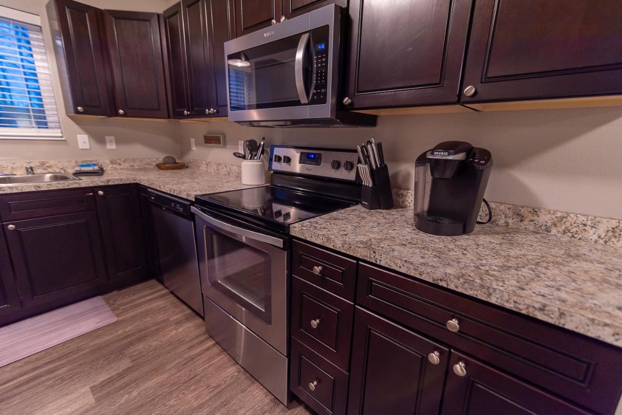 Susitna Suites Wasilla Bagian luar foto